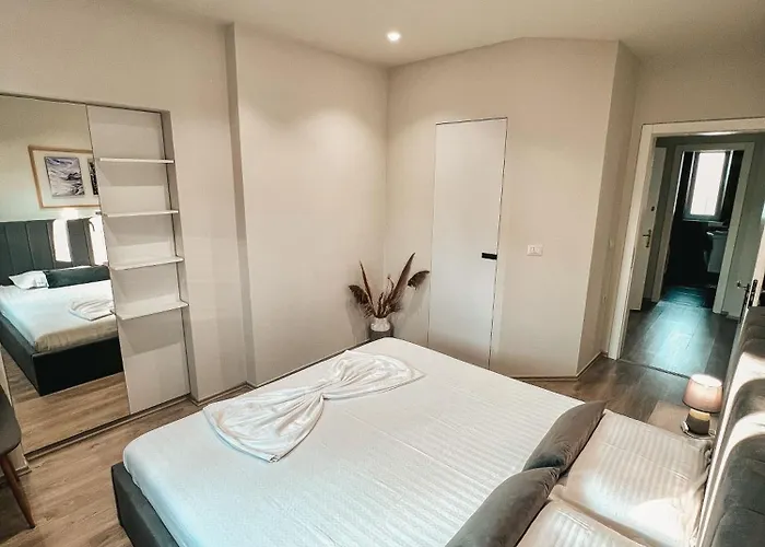 Dizdari Appartement Tirana